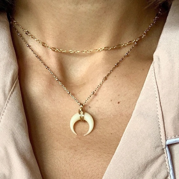 14k Gold Filled Mother of Pearl Moon Necklace - Picture 3 of 3